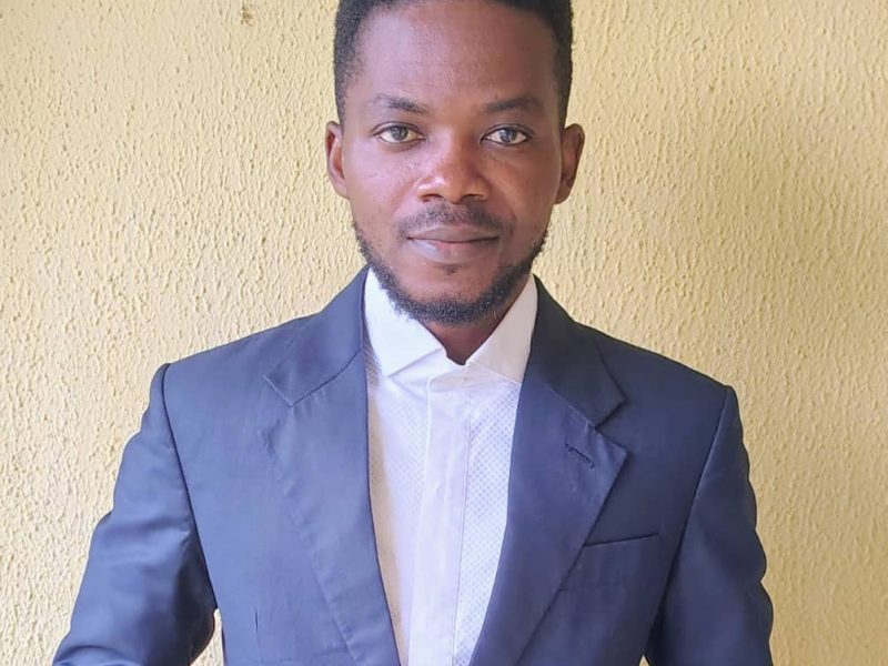 olasunkanmi akapo